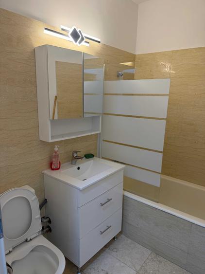 Inchiriez apartament 2 camere - 5