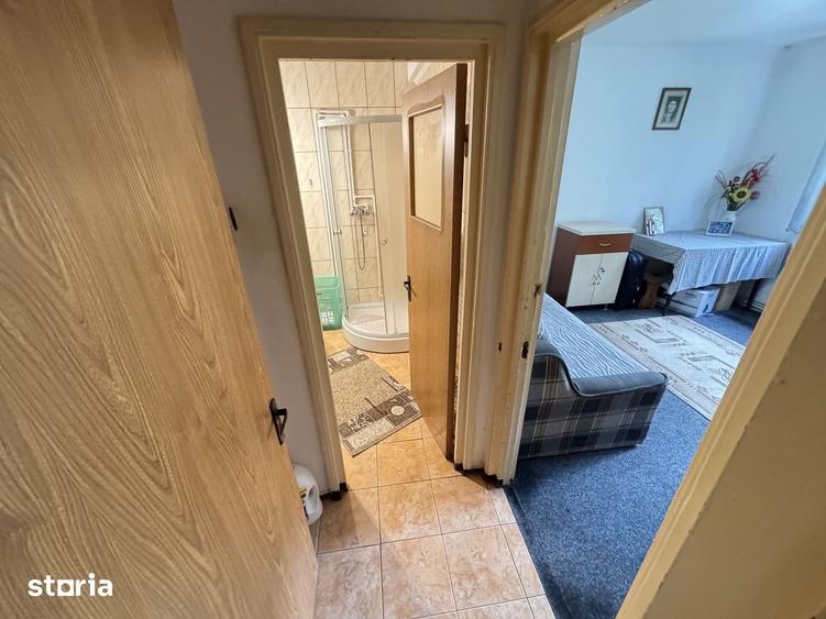 Apartament 3 camere zona Tomis Nord - Brotacei cu Centrala la Etajul 1 - 2