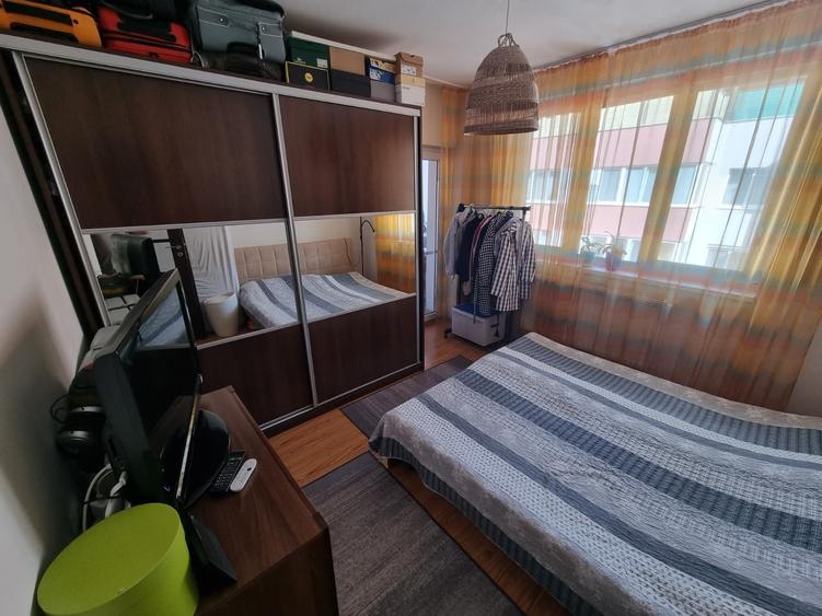 Penthouse cu 3 camere în Central