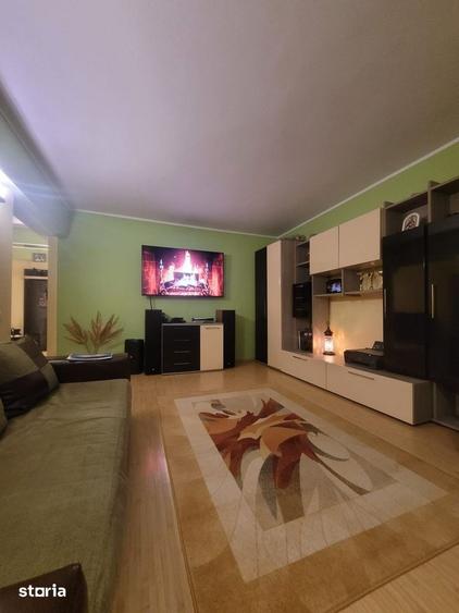 Apartament cu 2 camere decomandat, mobilat în Primo