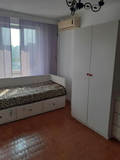 Apartament cu 2 camere decomandat în Iancului