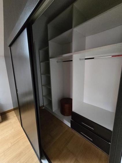Casă individuală cu 4 camere decomandat cu Garaj în Central