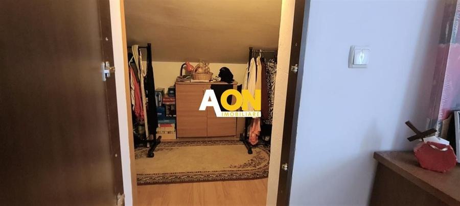Duplex cu 4 camere cu Canalizare în Cetate