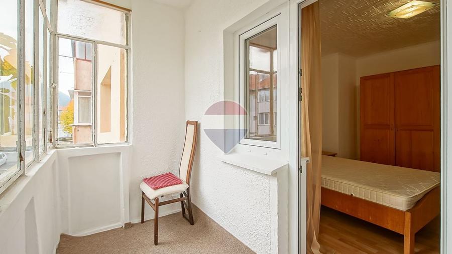 Apartament cu 2 camere decomandat, mobilat în Central