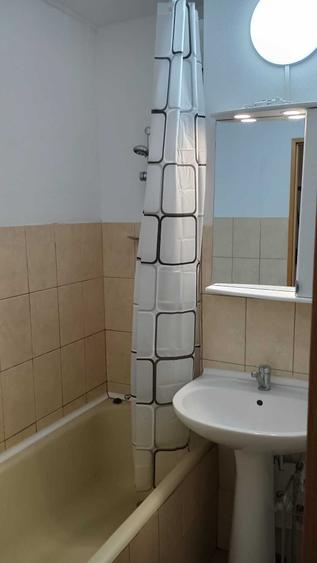 Garsonieră semidecomandată în Central