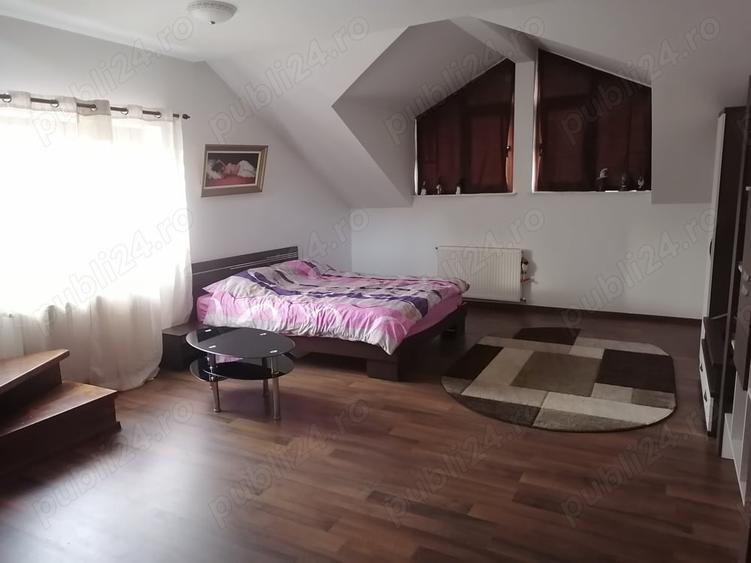 Casă cu Teren 1000 Mp în Bucium