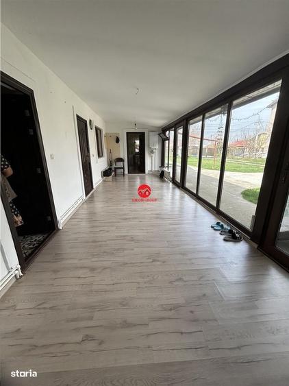 Casă cu 3 camere decomandat cu Teren 555 Mp în Eforie