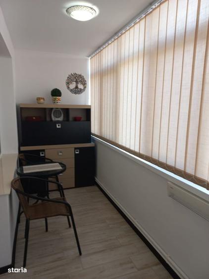 Apartament cu 3 camere în 1 Mai