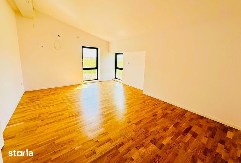 Casă cu 5 camere cu Teren 250 Mp în Central