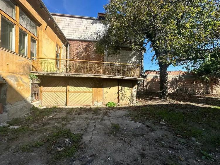 Casă cu 3 camere cu Teren 545 Mp în Bălcescu