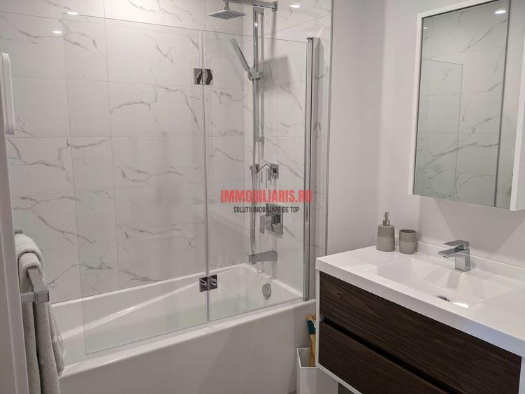 Apartament cu 3 camere decomandat în Theodor Pallady