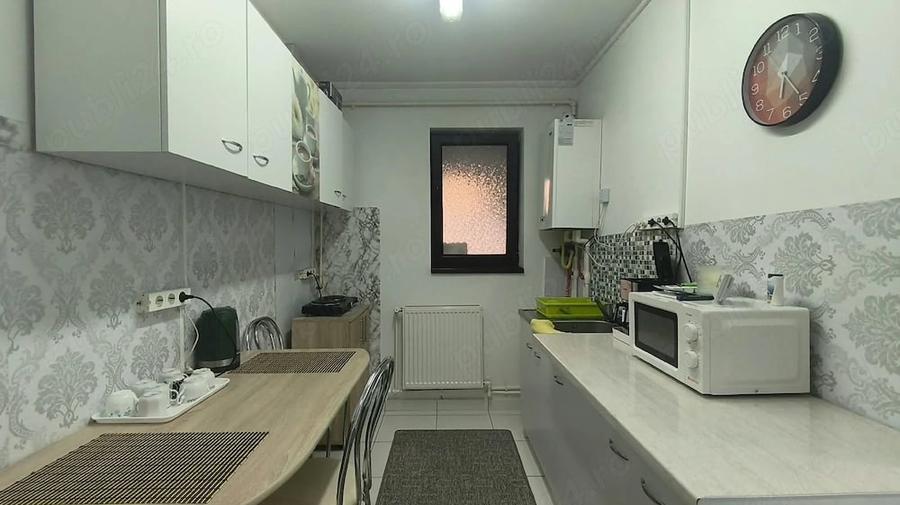 Apartament cu 2 camere decomandat în 22 Decembrie