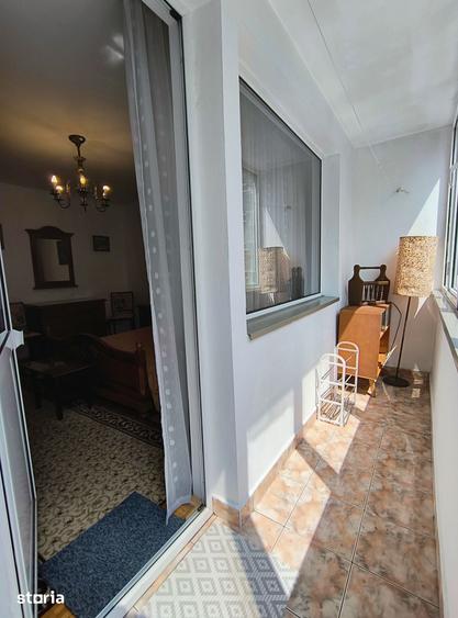 Apartament cu 2 camere semidecomandat în Victoriei