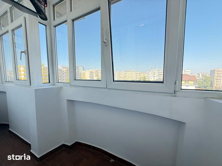 Apartament cu 3 camere decomandat în Nerva Traian