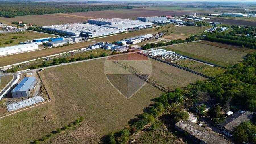 Teren Construcții intravilan de 12700 mp, în Brănești
