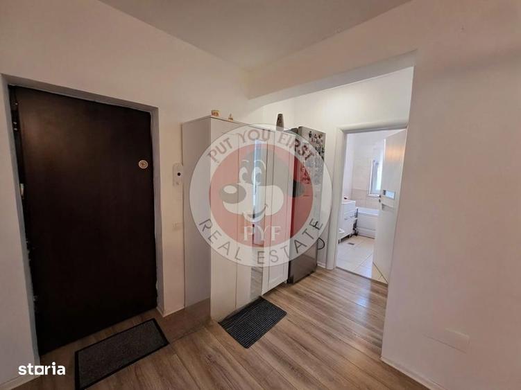Apartament cu 3 camere semidecomandat în Chiajna