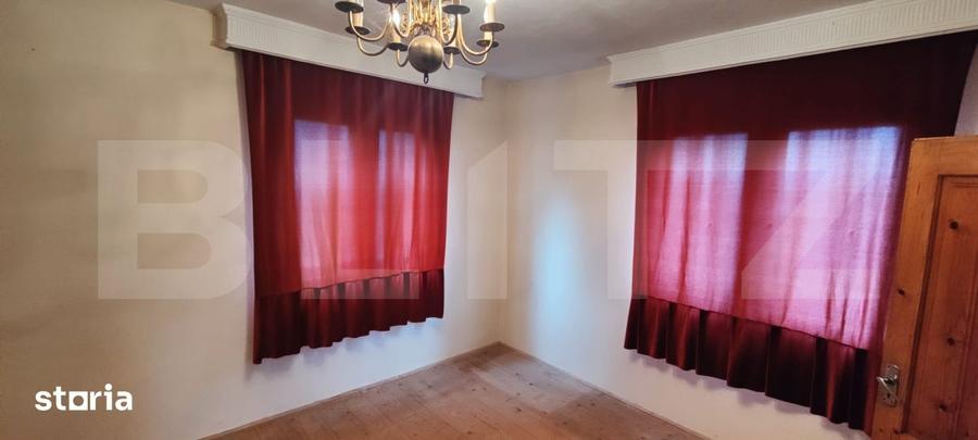 Casă cu Teren 1755 Mp în Malu cu Flori