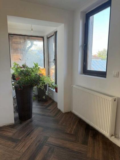 Casă individuală cu 4 camere cu Canalizare în Bucov