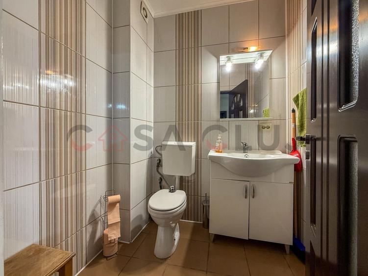 Apartament cu 3 camere semidecomandat, mobilat în Andrei Mureșanu