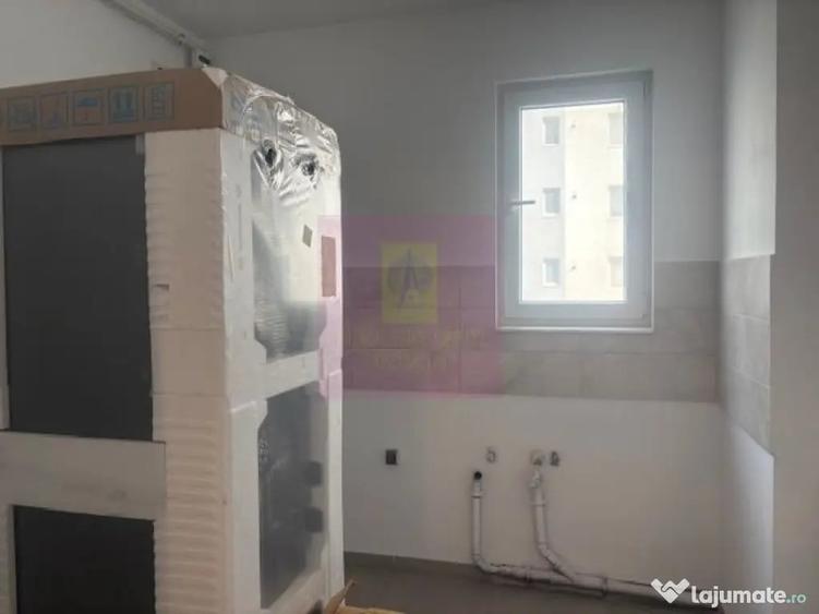 Apartament cu 2 camere semidecomandat în Prelungirea Ghencea