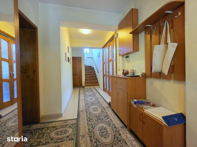 Casă cu 6 camere cu Teren 1250 Mp în Chiajna