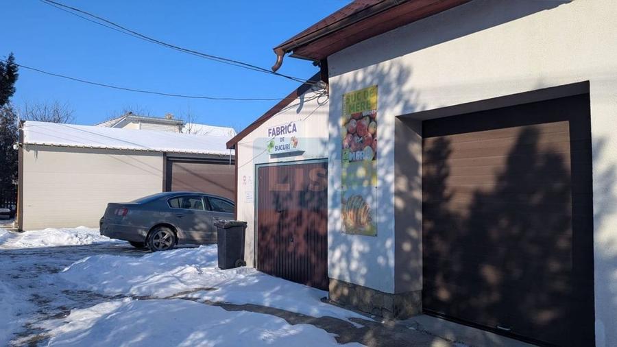 Spațiu industrial, de 385 mp, în Siret