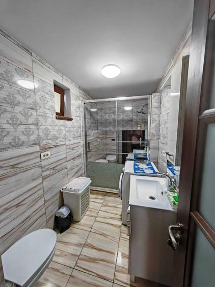 Casă cu 4 camere în Coiciu