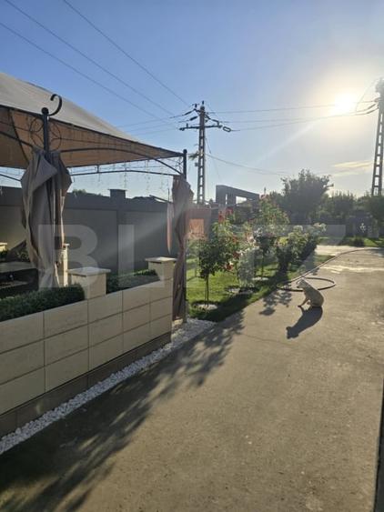Casă individuală cu 3 camere cu Canalizare în Vest