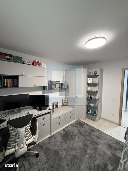 Apartament cu 4 camere decomandat, mobilat în Scriitorilor