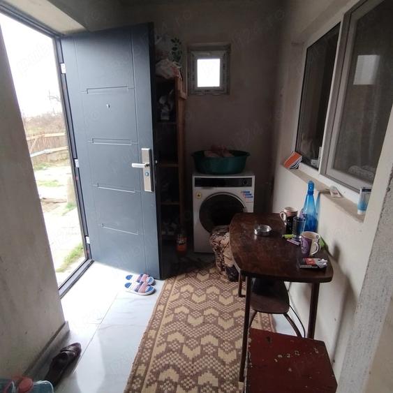 Casă cu Teren 1020 Mp în Jegălia