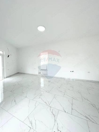 Spațiu comercial, de 50 mp, în Pârneava