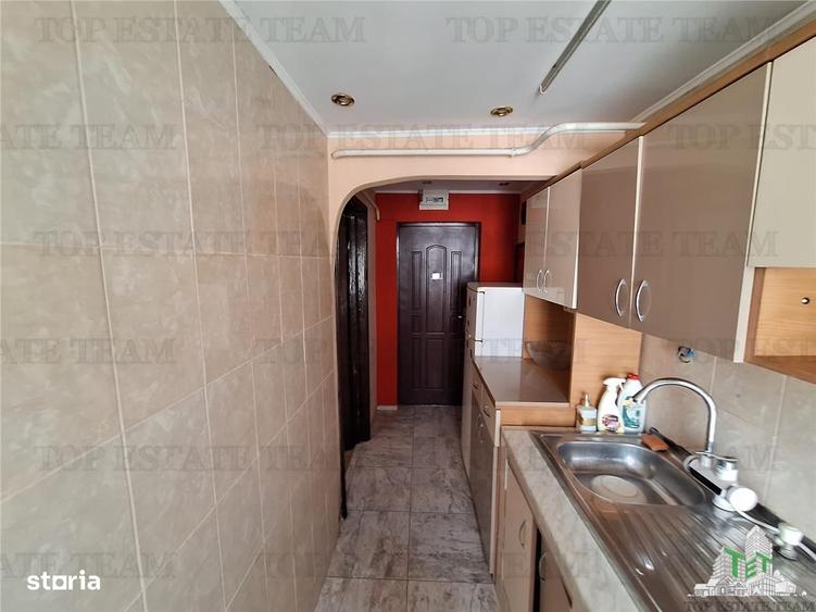 Apartament cu 2 camere semidecomandat în Viziru 3