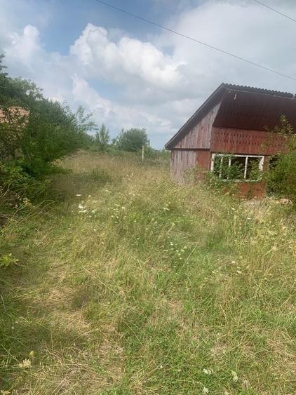 Teren de 7500 mp, în Siret