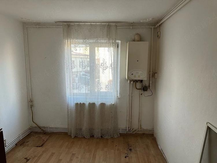 Garsonieră decomandată în Calea Caransebeșului