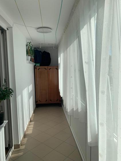 Apartament cu 3 camere decomandat în Mărăței