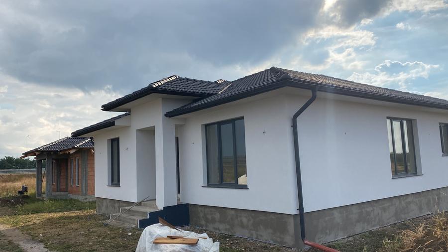 Casă cu 3 camere în Central