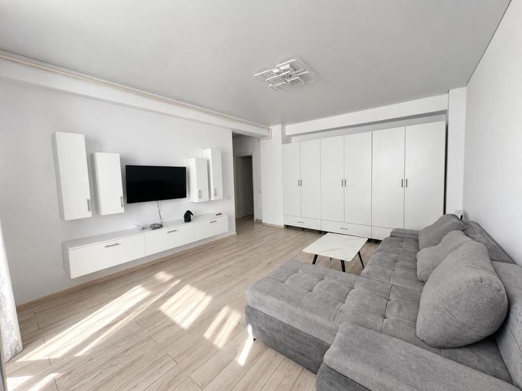 Apartament cu 2 camere semidecomandat în Chiajna