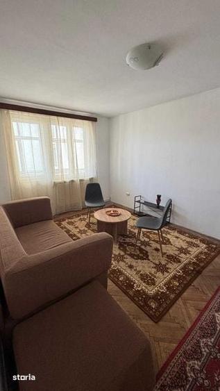 Apartament cu 2 camere semidecomandat în Progresul