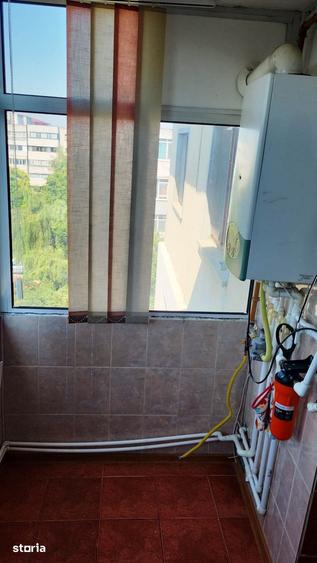 Apartament cu 3 camere decomandat în Dorobanți 2