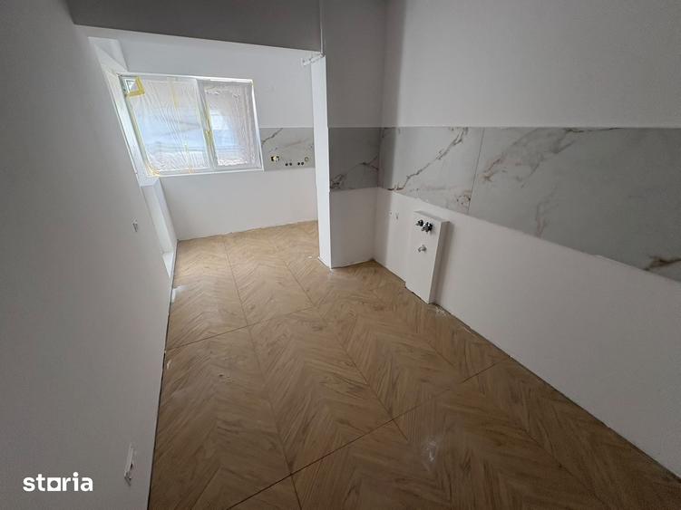 Garsonieră decomandată în Apărătorii Patriei