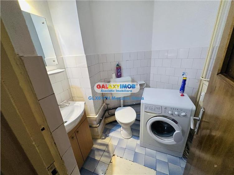 Apartament cu 3 camere decomandat, mobilat în Cantacuzino