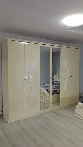 Casă cu Teren 1075 Mp în Central
