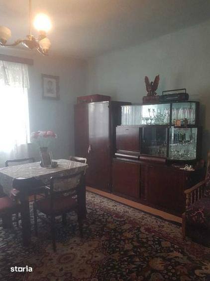 Casă cu 2 camere cu Teren 80 Mp în Central