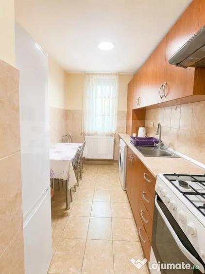 Garsonieră decomandată în Central