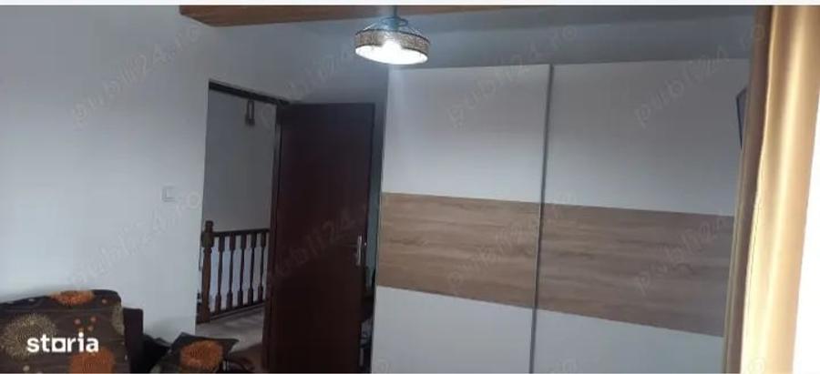 Casă cu 4 camere cu Teren 400 Mp în Central