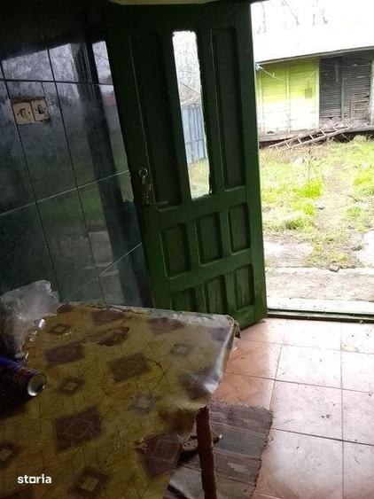 Casă cu 4 camere cu Teren 2400 Mp în Gârbovi