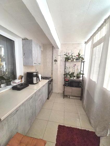 Apartament cu 2 camere decomandat în Micro 13