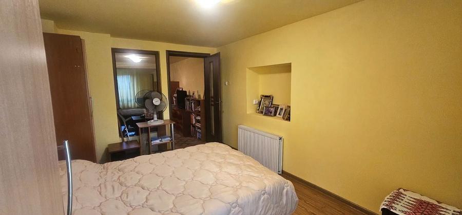Casă individuală cu 3 camere cu Canalizare în Vânători