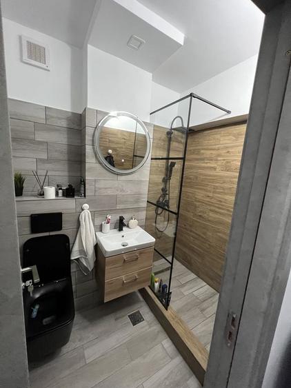 Apartament cu 2 camere decomandat în Ostroveni