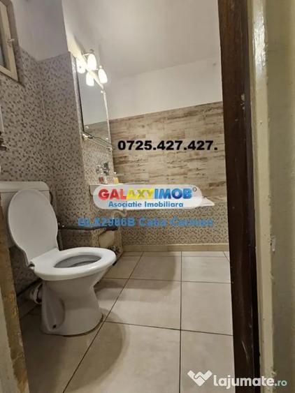 Apartament cu 2 camere decomandat în Republicii